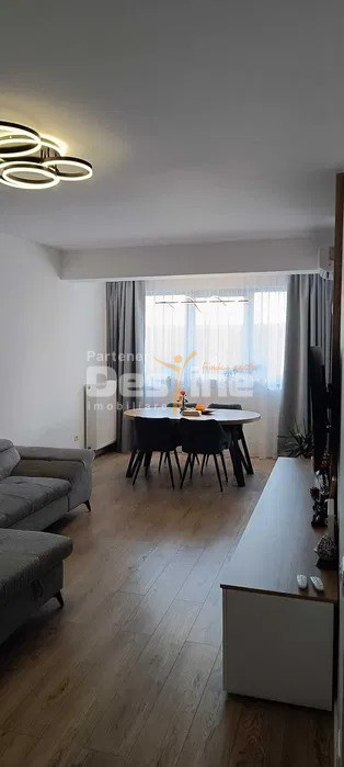 APARTAMENT 3 CAMERE MOBILAT SI UTILAT 