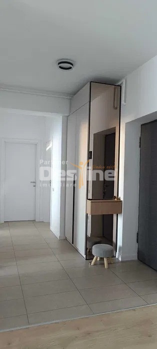 APARTAMENT 3 CAMERE MOBILAT SI UTILAT 