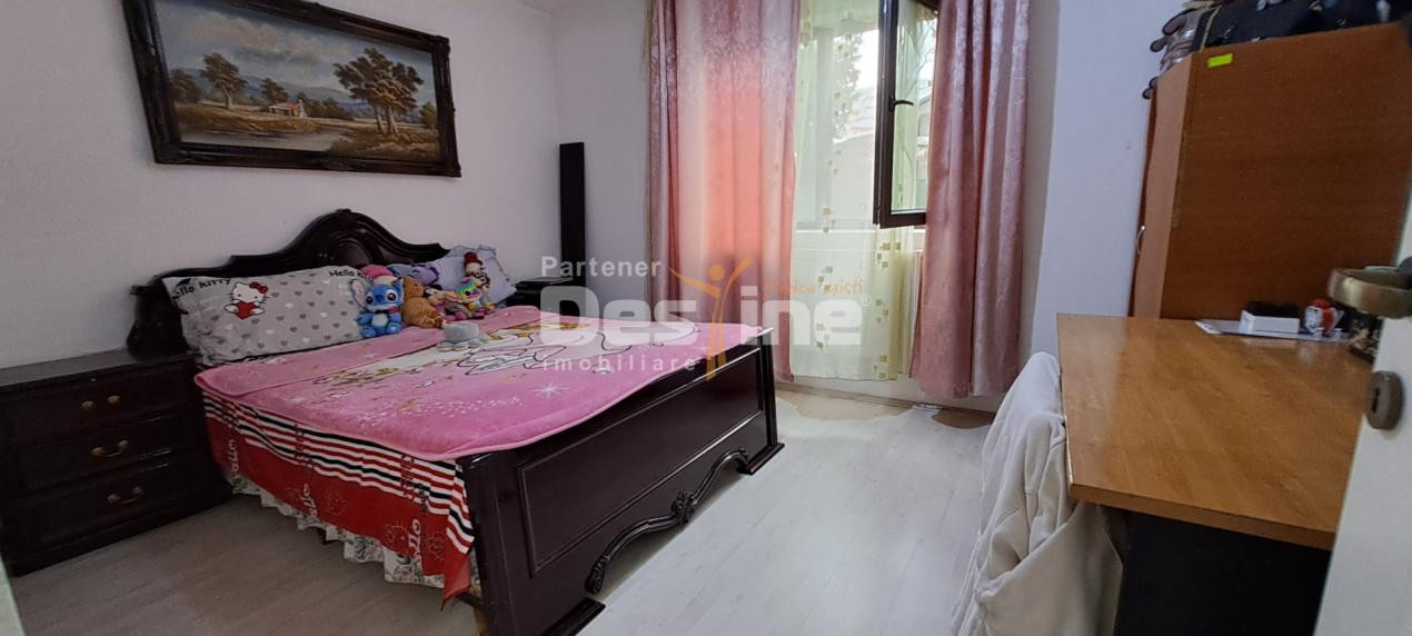CASA 8 CAMERE , LUNCA CETATUII