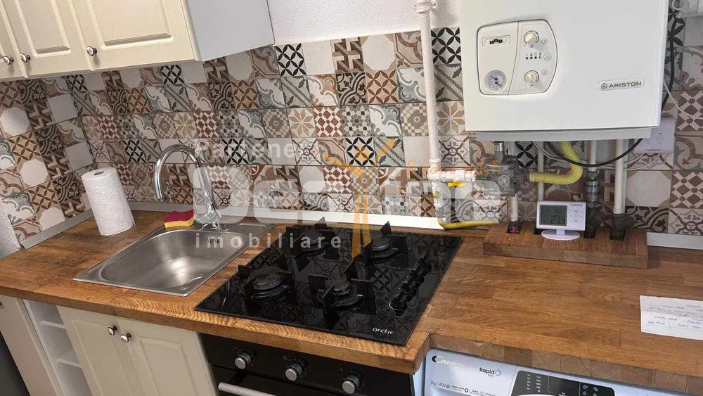 Apartament 2 camere decomandat in bloc izolat, situat in cartierul ASTRA 
