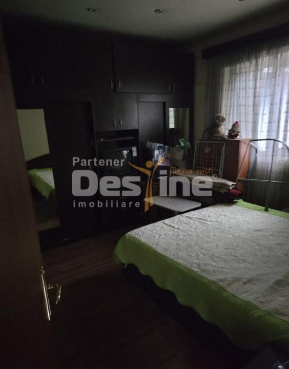 Apartament curte comuna Gara de Nord