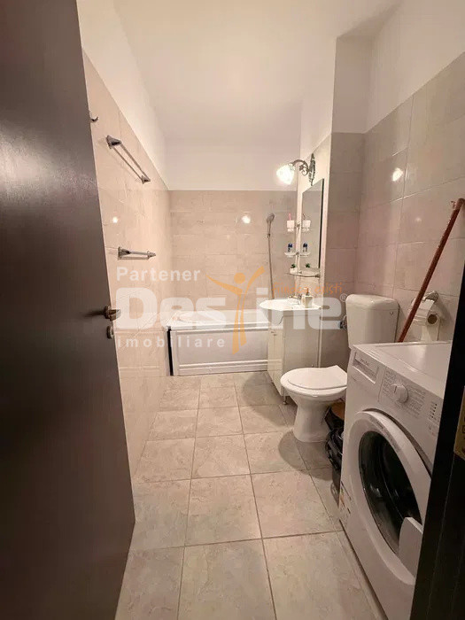 Apartament cu 2 camere decomandat 53 mp, cu loc de parcare inclus, in Subcetate 