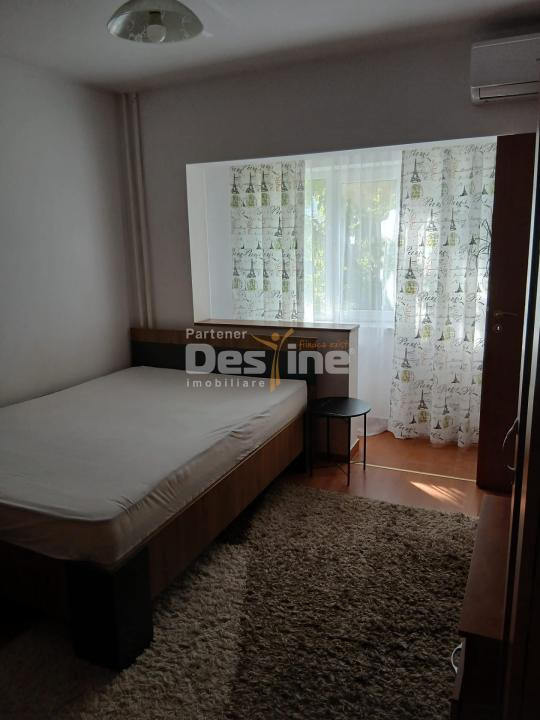 Garsonieră confort 1 de închiriat – Zona Lunei
