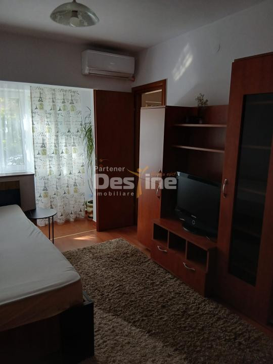 Garsonieră confort 1 de închiriat – Zona Lunei