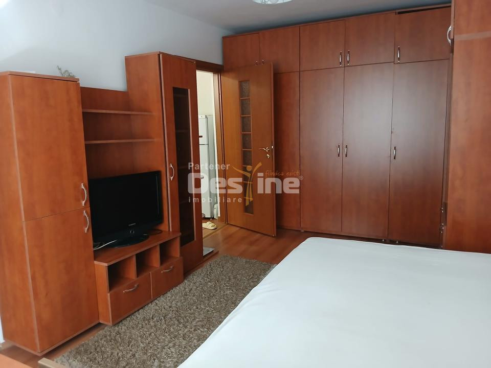 Garsonieră confort 1 de închiriat – Zona Lunei
