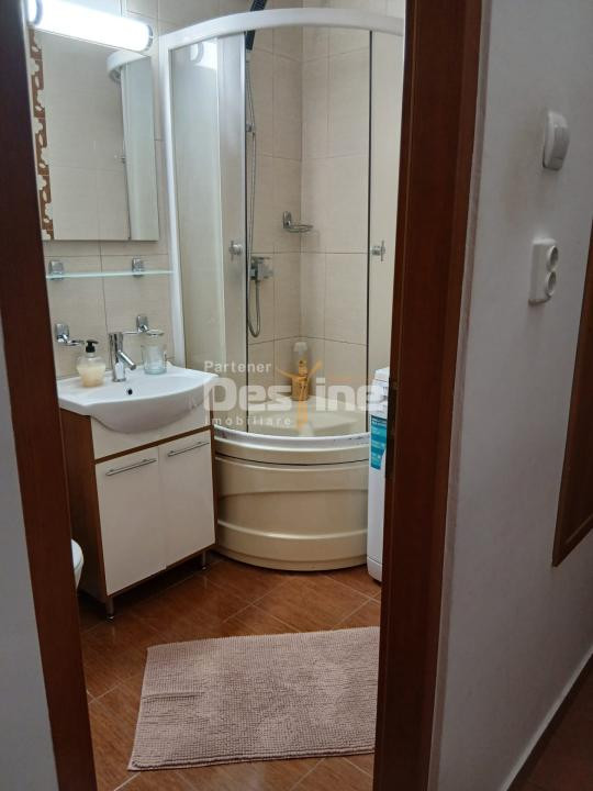 Garsonieră confort 1 de închiriat – Zona Lunei