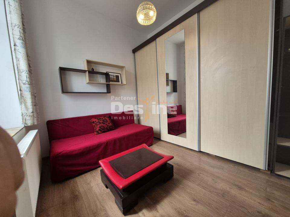 Ap. 3 camere cu vedere la mare și boxă 30 mp, ultracentral