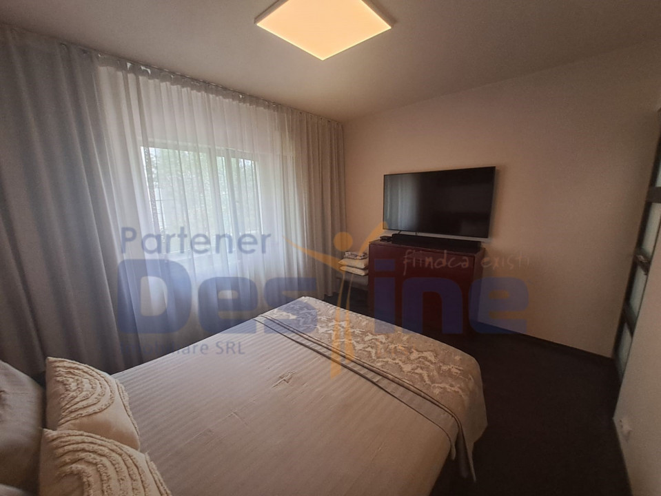 Apartament 3 camere DECOMANDAT, 70 mp, Zona GALATA