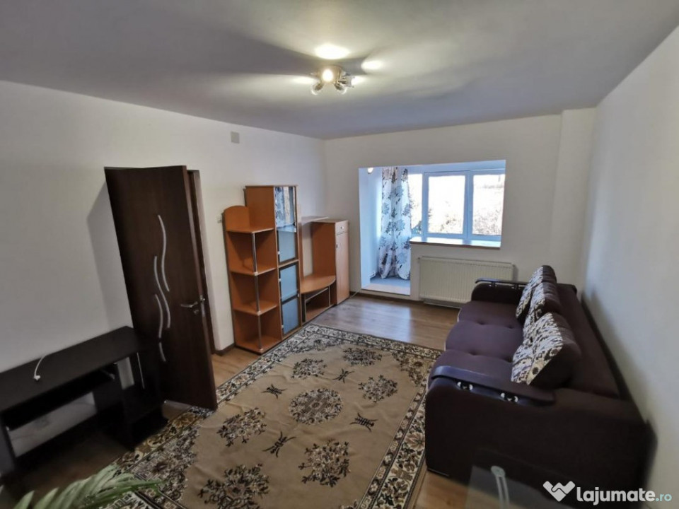 Apartament 2 cam de inchiriat Centrul Civic, Brasov