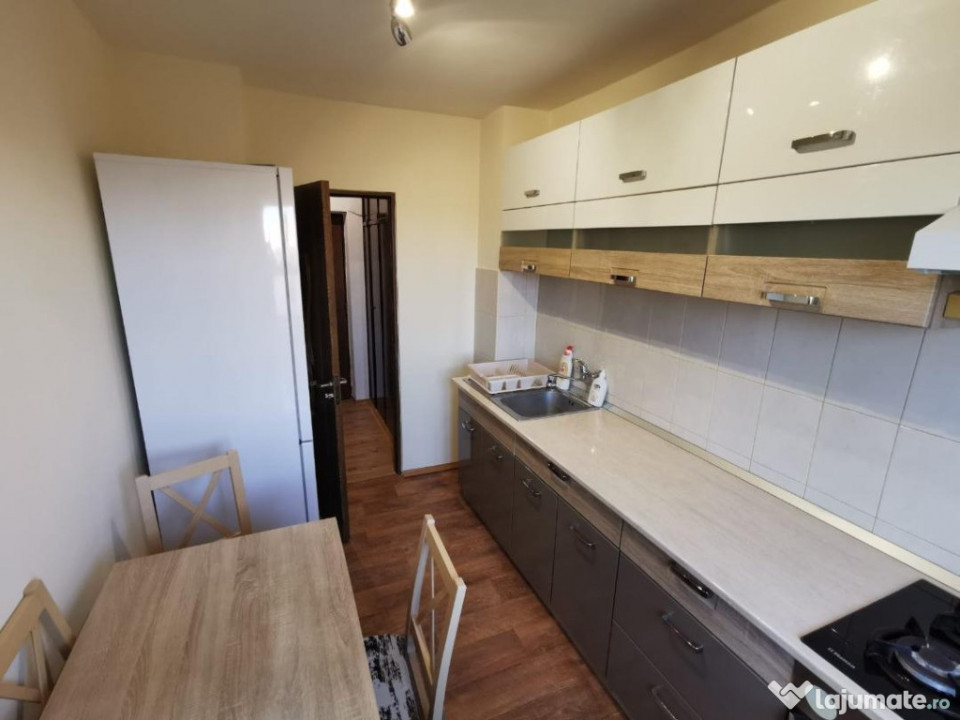 Apartament 2 cam de inchiriat Centrul Civic, Brasov