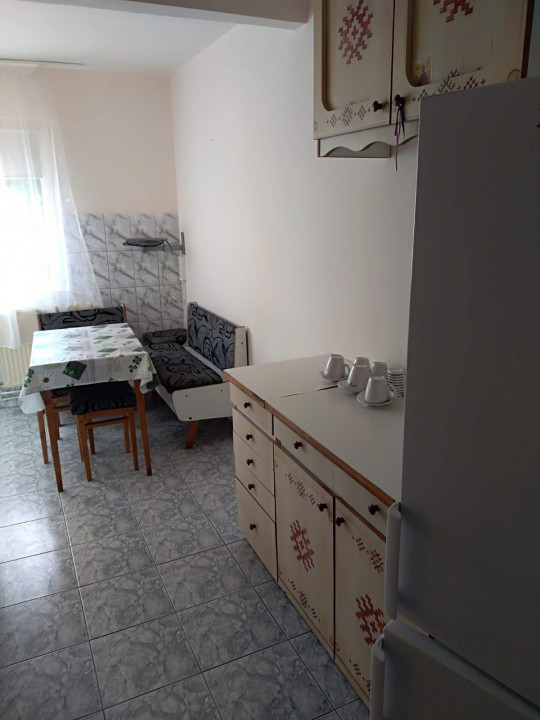 Apartament 2 camere de vanzare zona Grivitei, Brasov