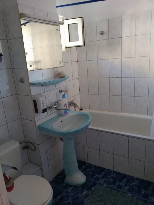 Apartament 2 camere de vanzare zona Grivitei, Brasov