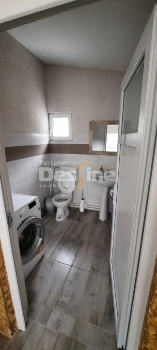 Casa  mare de vanzare 