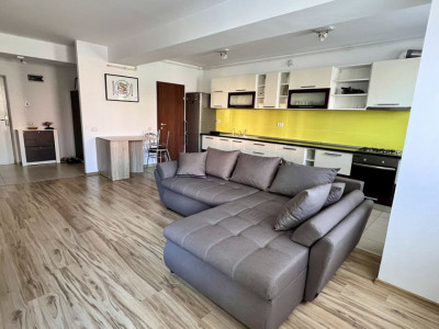 Studio 56 mp, situat la etaj intermediar, situat in cartierul Astra, Carpatilor