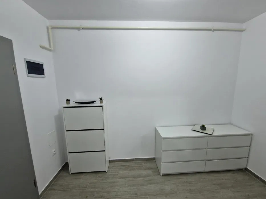 Garsoniera de inchiriat Avantgarden 3 