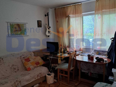 Apartament 2 camere  semidecomandat, Zimbru