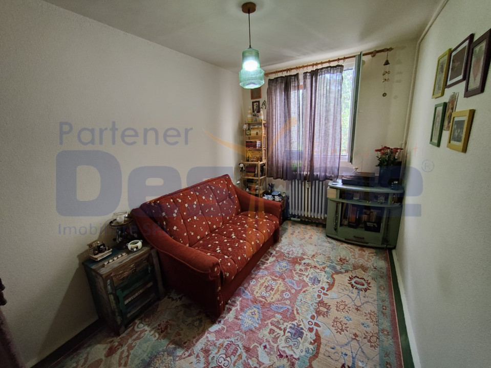 Apartament 3 camere Semidecomandat MOBILAT+UTILAT - Tătărași Dispecer