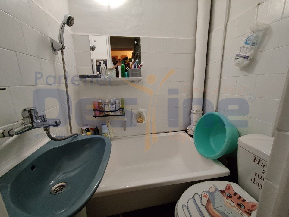 Apartament 3 camere Semidecomandat MOBILAT+UTILAT - Tătărași Dispecer