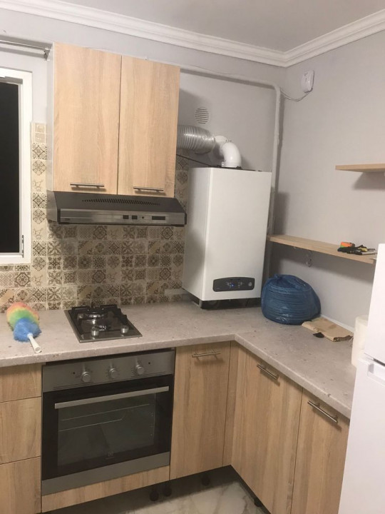 Închiriere Apartament 2 Camere Renovate - La 5 Min de Palas Mall, Podu Roș