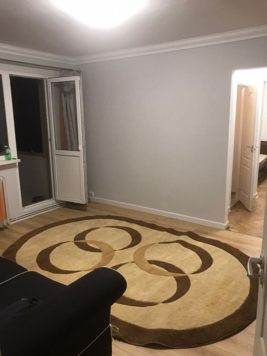 Închiriere Apartament 2 Camere Renovate - La 5 Min de Palas Mall, Podu Roș