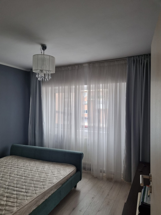 APARTAMENT DE VANZARE = PENTHOUSE