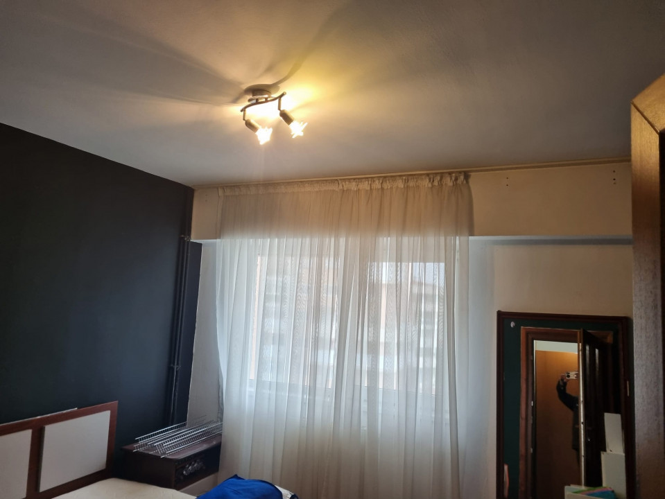 APARTAMENT DE VANZARE = PENTHOUSE