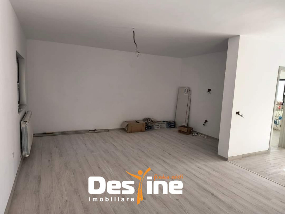 DUPLEX mediteranean 140 mp P+1 300 mp TEREN toate utilitățile - HORPAZ