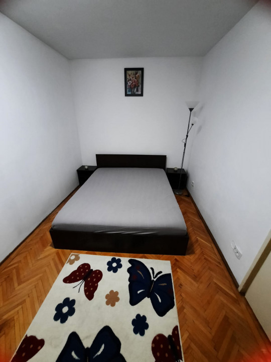 Apartament 2 camere Bariera Bucuresti