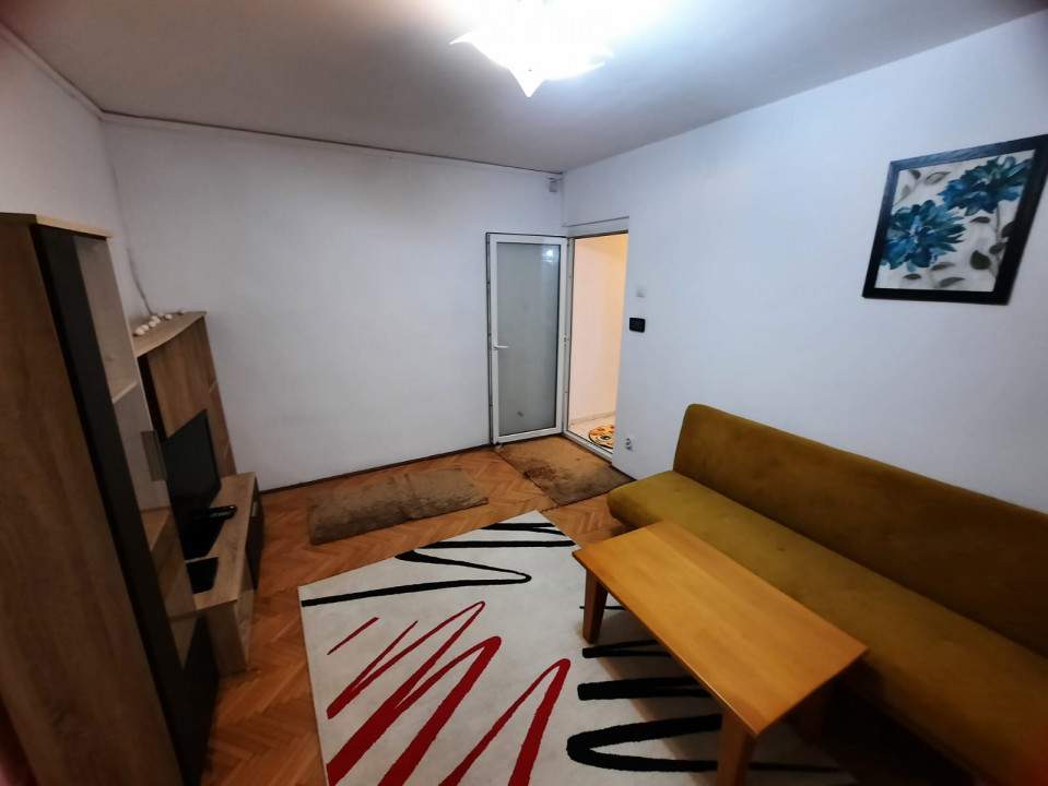 Apartament 2 camere Bariera Bucuresti